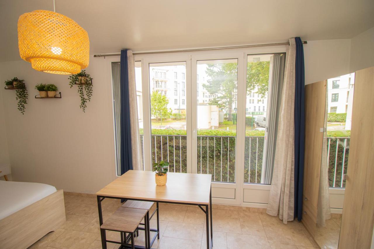 L'Estival Room Logement En Colocation Le Plessis-Robinson Exteriör bild